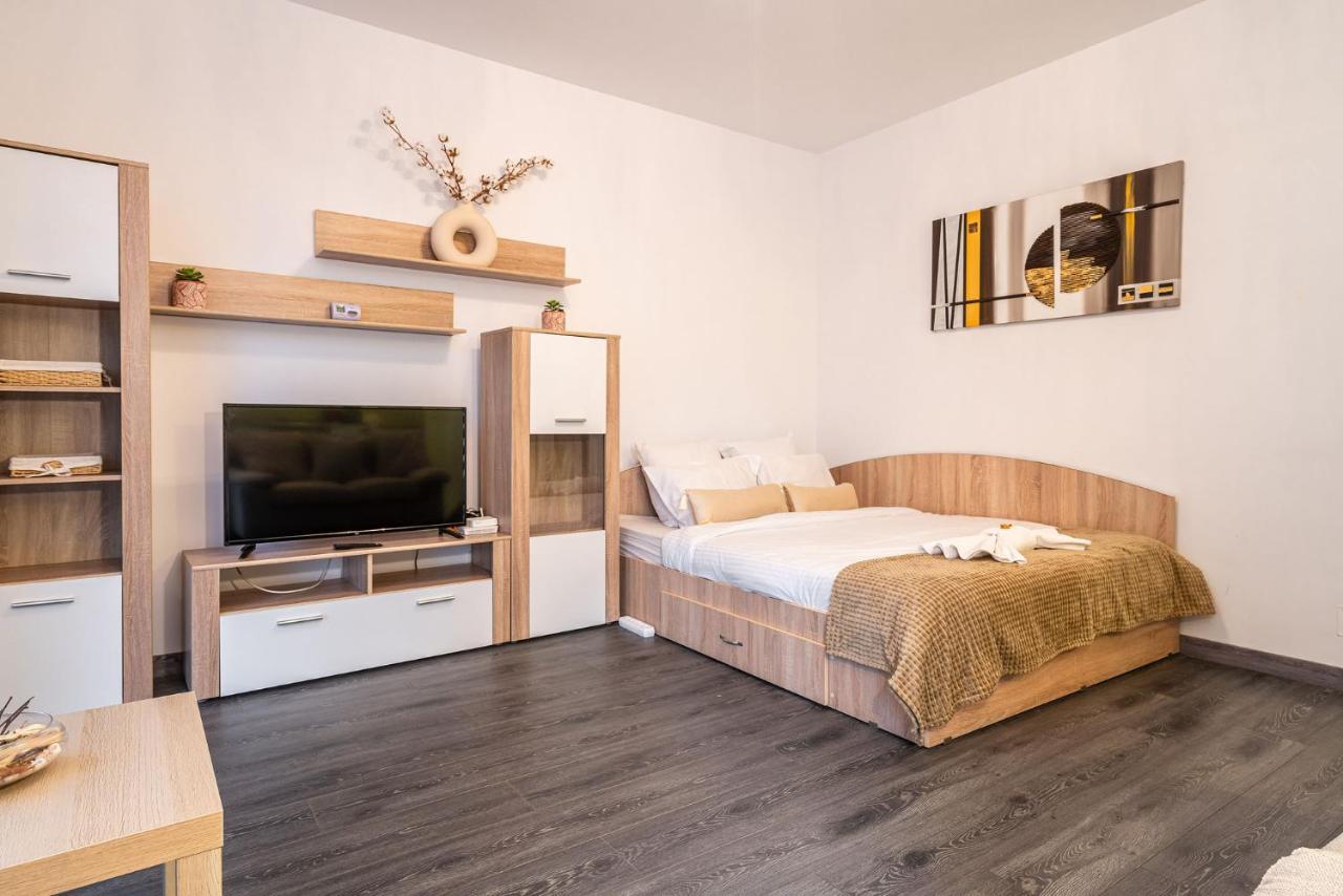 21 Residence Studio Бухарест Экстерьер фото